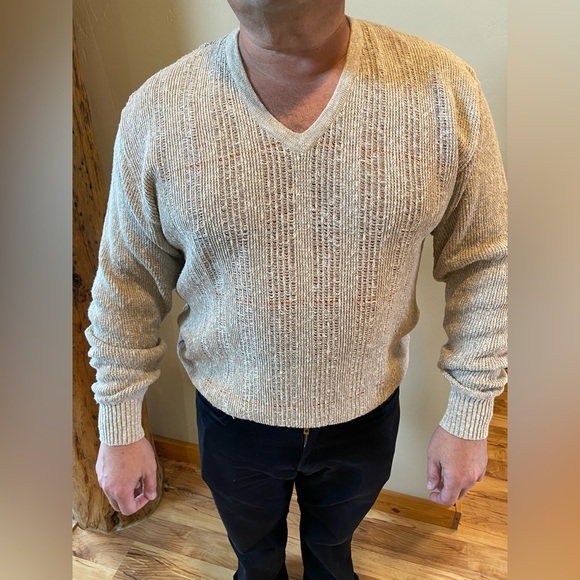 Vintage St Croix Knits Linen Blend Loose Knit V-Neck Sweater - Picture 5 of 9